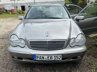 Mercedes C180