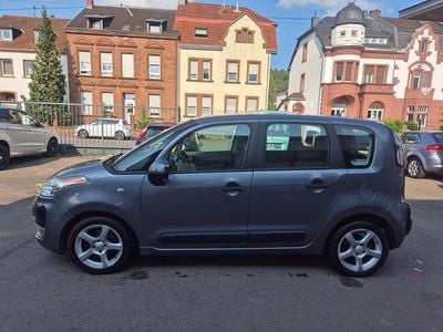 Grau Gebraucht 2010 Citroën C3 Picasso Tendance Van / Kleinbus | 5.000 € (Etwas zu teuer)