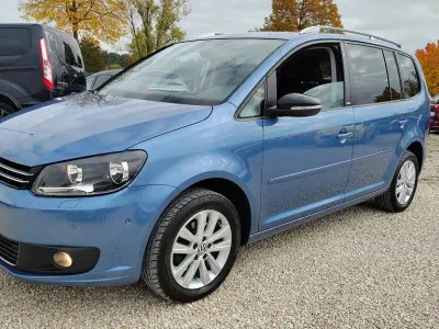 Gebraucht VW Touran Style 105 PS (77 kW) 2011 Blau Van / Kleinbus