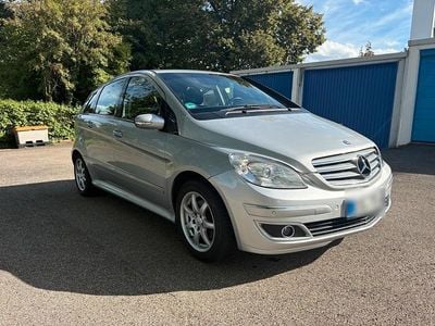 Silber Gebraucht 2006 Mercedes B200 Van / Kleinbus | 4.699 € (Fairer Preis)