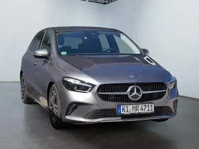 Gebraucht Mercedes B200 Progressive 163 PS (119 kW) 2025 Andere Kleinwagen