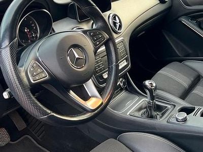 Mercedes CLA200