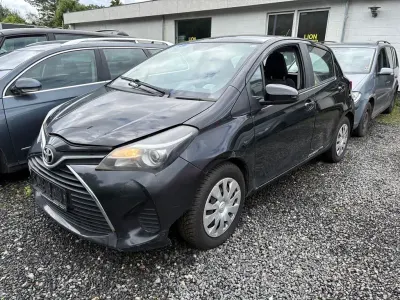 Gebraucht Toyota Yaris 69 PS (50 kW) 2017 Schwarz Limousine