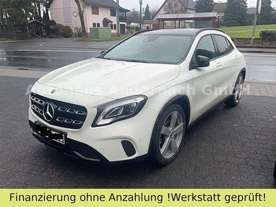 Gebraucht Mercedes GLA200 136 PS (100 kW) 2017 Weiß SUV