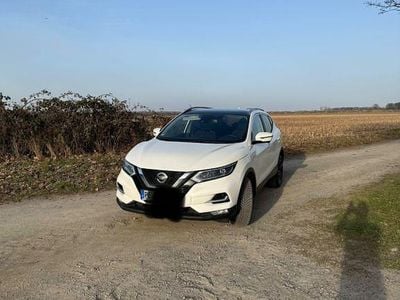 Gebraucht Nissan Qashqai N-Connecta 150 PS (110 kW) 2019 Weiß SUV