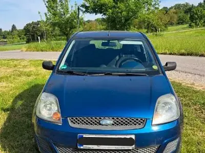 Używany Ford Fiesta Fun X 90 KM (66 kW) 2007 Hatchback