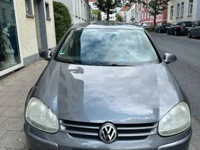 Gebraucht VW Golf V 80 PS (58 kW) 2006 Grau Kleinwagen