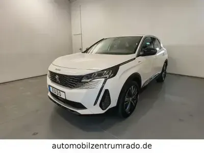 Gebraucht Peugeot 3008 Allure 299 PS (219 kW) 2025 Weiß SUV