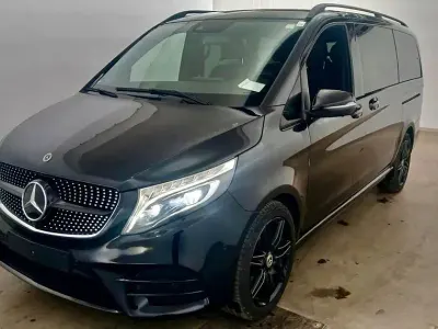 Usata Mercedes V300 Exclusive 237 CV (174 kW) 2022 Nero Monovolume