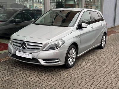 Gebraucht Mercedes B200 136 PS (100 kW) 2012 Silber Van / Kleinbus