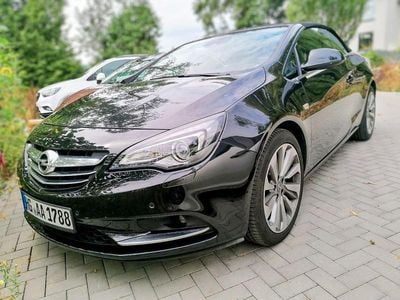 Second-hand Opel Cascada Innovation 170 CP (125 kW) 2016 Negru Cabrio