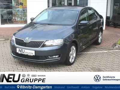 Gebraucht Skoda Rapid Style 95 PS (69 kW) 2018 Grau Kleinwagen