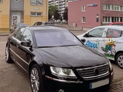 Używany VW Phaeton 239 KM (175 kW) 2007 Czarny Sedan/Limuzyna