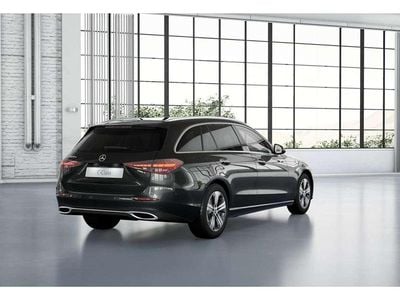 Gebraucht Mercedes C300e Avantgarde 204 PS (150 kW) 2024 Graphitgrau Kombi