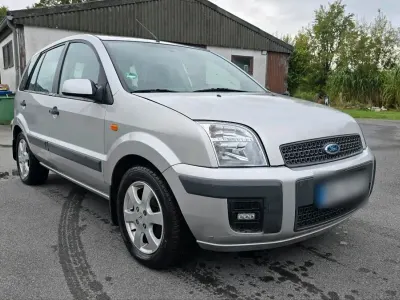 Gebraucht Ford Fusion 90 PS (66 kW) 2007 Silber Kleinwagen
