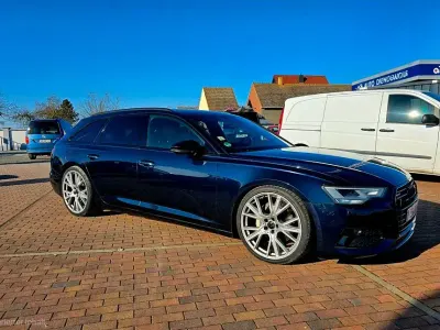 Używany Audi A6 Sport 231 KM (169 kW) 2019 Niebieski Kombi