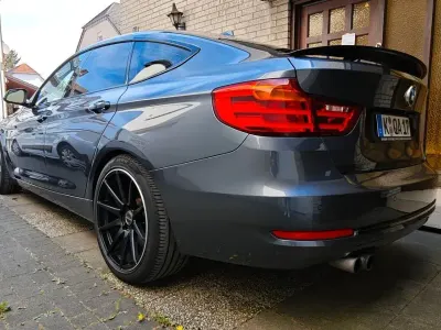 Gebraucht BMW 330 Gran Turismo Luxury Line 258 PS (189 kW) 2014 Grau Limousine