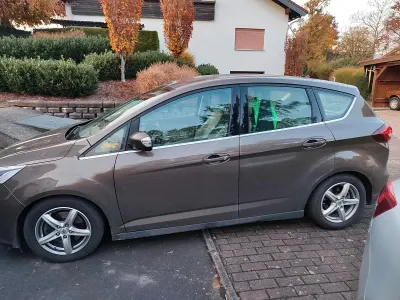 Gebraucht Ford C-MAX 150 PS (110 kW) 2018 Braun Van / Kleinbus