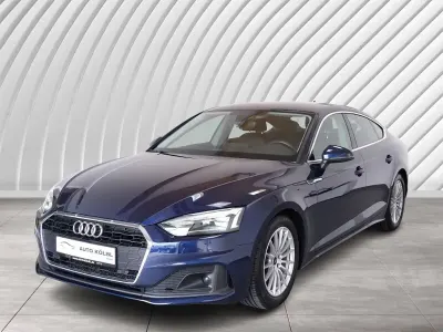 Gebraucht Audi A5 Sportback 163 PS (119 kW) 2023 Navarrablau metallic Kleinwagen