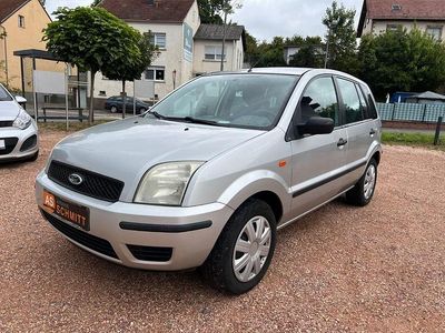 Grau Gebraucht 2005 Ford Fusion Ambiente Limousine | 2.999 € (Teuer)
