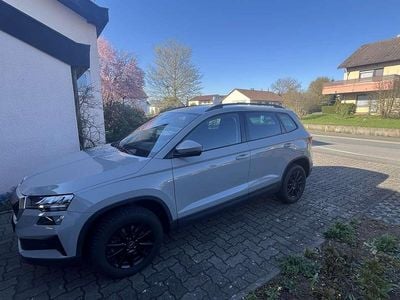 Second-hand Skoda Karoq Selection 150 CP (110 kW) 2024 Gri SUV
