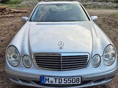 Mercedes E500