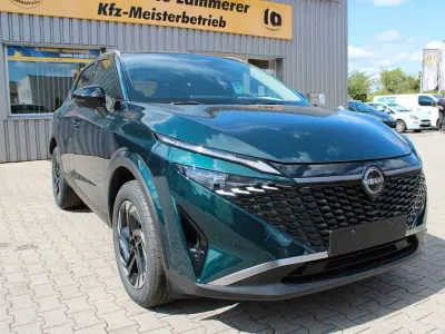 Neu Nissan Qashqai N-Connecta 158 PS (116 kW) 2026 Grün SUV