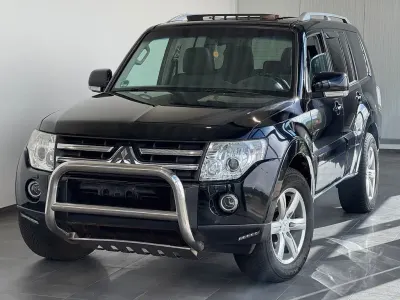 Gebraucht Mitsubishi Pajero 170 PS (125 kW) 2008 Schwarz SUV