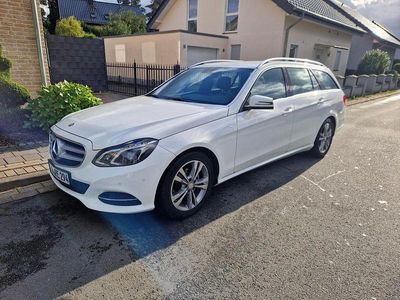 Mercedes E220