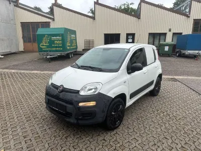 Gebraucht Fiat Panda 4x4 75 PS (55 kW) 2016 Weiß Kleinwagen