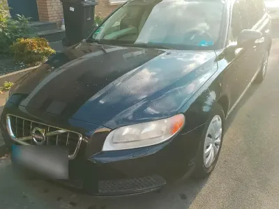 Gebraucht Volvo V70 145 PS (106 kW) 2009 Schwarz Kombi