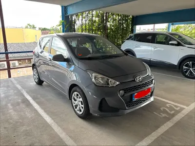 Gebraucht Hyundai i10 63 PS (46 kW) 2019 Grau Kleinwagen