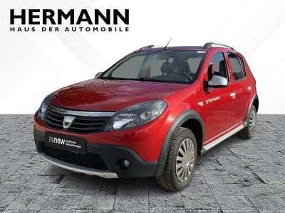 Gebraucht Dacia Sandero Stepway 84 PS (61 kW) 2012 Flammenrot (rot) Kleinwagen