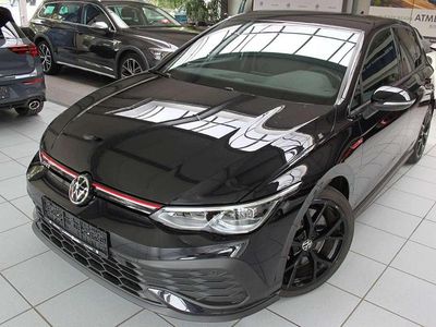 Deep black perleffekt Gebraucht 2022 VW Golf GTI Limousine | 30.400 € (Guter Preis)