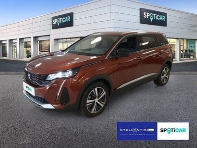 Gebraucht Peugeot 5008 Allure 131 PS (96 kW) 2024 Braun SUV