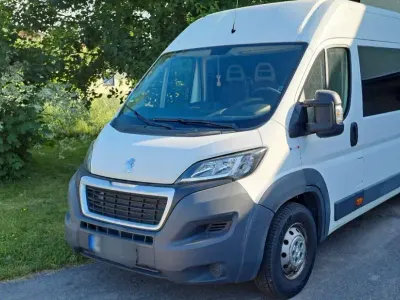Gebraucht Peugeot Boxer 163 PS (119 kW) 2017 Weiß Van