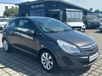 Gebraucht Opel Corsa Active 87 PS (63 kW) 2013 Grau Kleinwagen