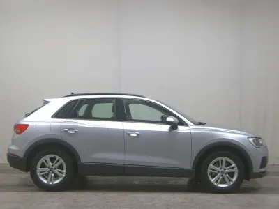 Gebraucht Audi Q3 Basis 150 PS (110 kW) 2021 Florettsilber metallic SUV