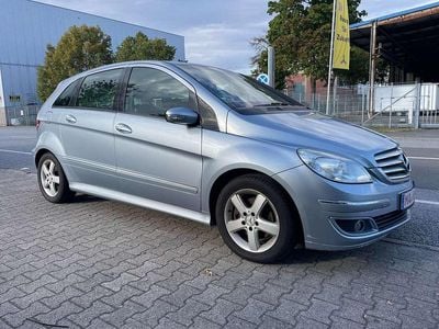 Mercedes B200