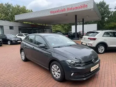 Gebraucht VW Polo 80 PS (58 kW) 2021 Uranograu Kleinwagen