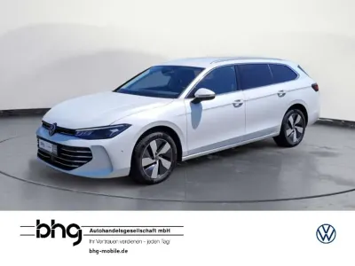Używany VW Passat Business 150 KM (110 kW) 2025 Biały Kombi