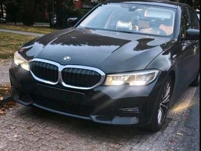 Schwarz Gebraucht 2020 BMW 320 Limousine | 24.900 € (Teuer)