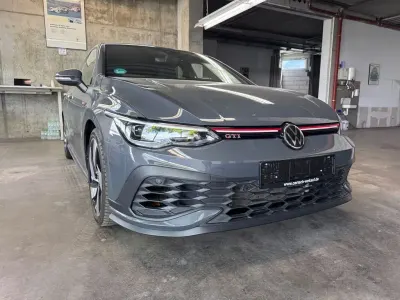 Gebraucht VW Golf VIII GTI Clubsport 300 PS (220 kW) 2022 Grau Limousine