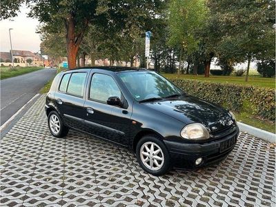 Renault Clio II