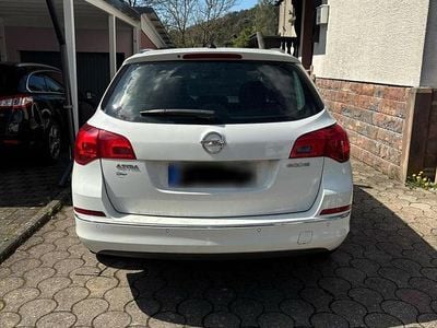 Usata Opel Astra Eco 136 CV (100 kW) 2015 Bianco Station wagon