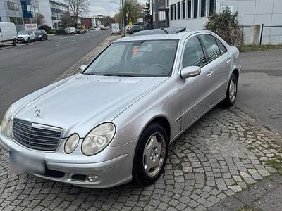 Gebraucht Mercedes E200 165 PS (121 kW) 2005 Grau Limousine