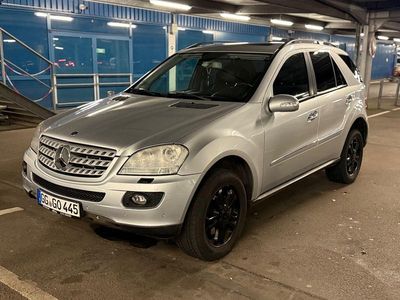 Mercedes ML280