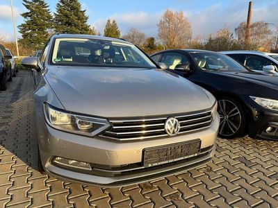 Gebraucht VW Passat 150 PS (110 kW) 2014 Blau Kombi
