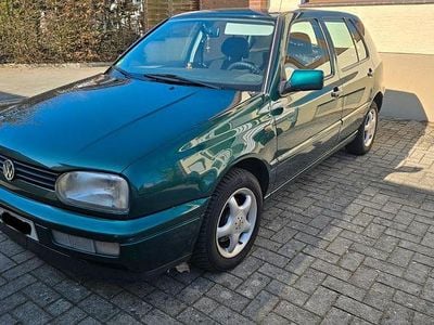 Gebraucht VW Golf III 75 PS (55 kW) 1997 Grün Limousine
