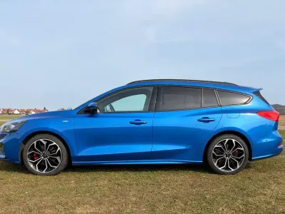 Używany Ford Focus ST-Line X 150 KM (110 kW) 2020 Niebieski Kombi